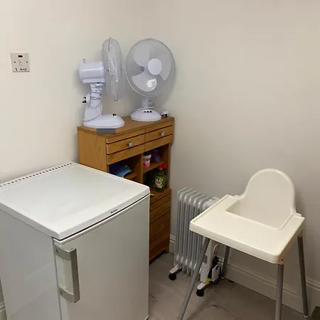 Appartement Kezbah 1, 22 The Square Centre Of Village